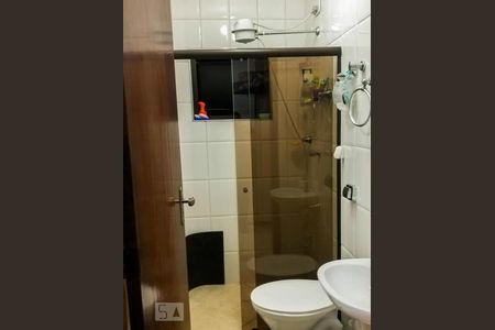 Casa à venda com 140m², 3 quartos e 2 vagasBanheiro