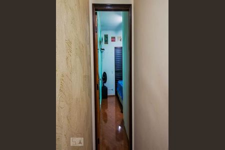 Casa à venda com 140m², 3 quartos e 2 vagasCorredor