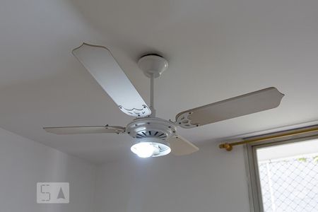 Apartamento para alugar com 62m², 2 quartos e 1 vagaVentilador de Teto