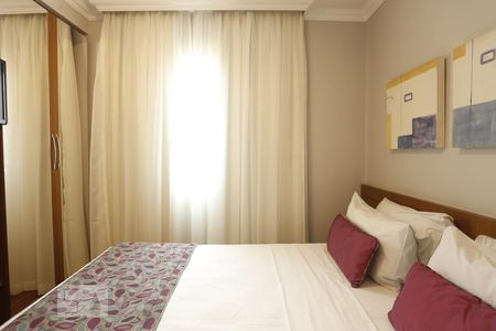 Quarto 1 de kitnet/studio para alugar com 2 quartos, 50m² em Consolação, São Paulo