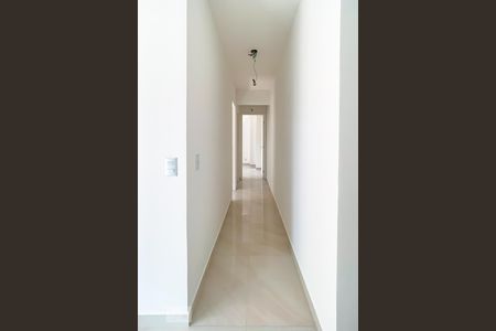 Apartamento à venda com 66m², 2 quartos e 2 vagasCorredor