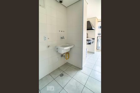 Área de Serviço de apartamento à venda com 2 quartos, 66m² em Jardim Flor da Montanha, Guarulhos