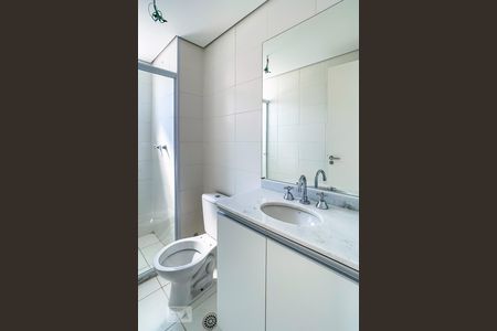 Apartamento à venda com 66m², 2 quartos e 2 vagasBanheiro Social