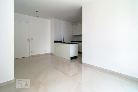 Sala de apartamento à venda com 2 quartos, 66m² em Jardim Flor da Montanha, Guarulhos