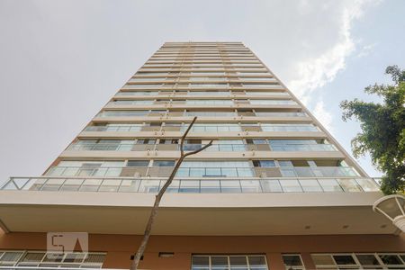 Apartamento para alugar com 42m², 1 quarto e 1 vaga Apartamento para alugar com 42m², 1 quarto e 1 vagaFachada