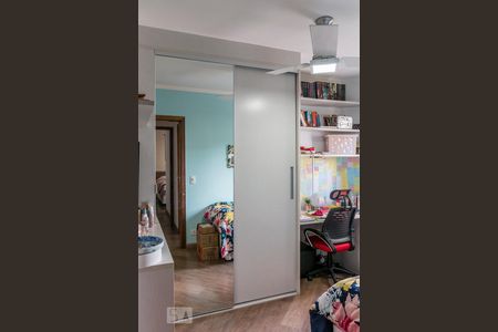 Apartamento à venda com 87m², 3 quartos e 2 vagasQuarto 2