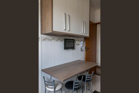 Apartamento à venda com 87m², 3 quartos e 2 vagasCozinha