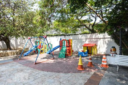 Apartamento à venda com 105m², 2 quartos e 1 vagaPlayground