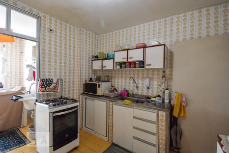 Apartamento à venda com 105m², 2 quartos e 1 vagaCozinha