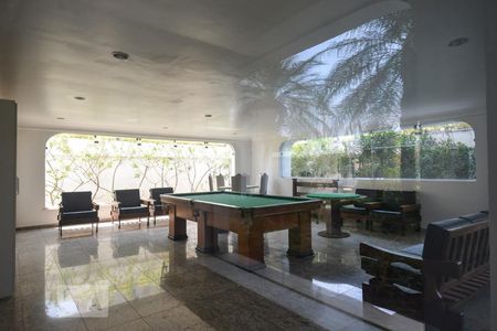 Apartamento à venda com 105m², 2 quartos e 1 vagaSalão de jogos