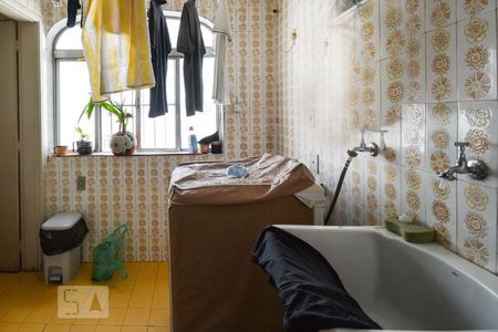 Apartamento à venda com 105m², 2 quartos e 1 vagaÁrea de serviço