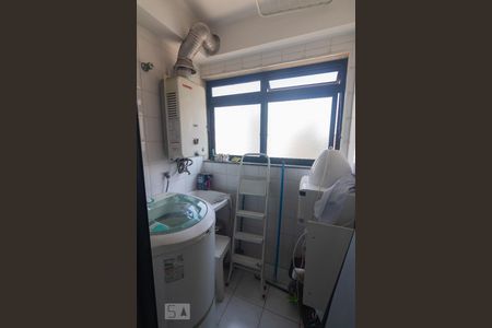 Apartamento à venda com 70m², 2 quartos e 1 vagaÁrea de Serviço