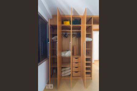 Quarto 1 de apartamento à venda com 2 quartos, 70m² em Campo Belo, São Paulo