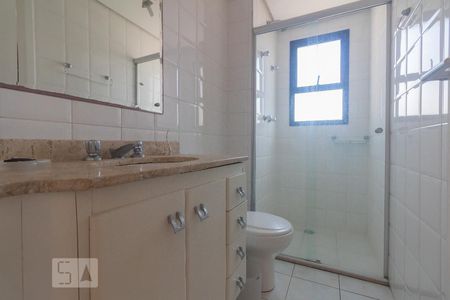 Banheiro de apartamento à venda com 2 quartos, 70m² em Campo Belo, São Paulo