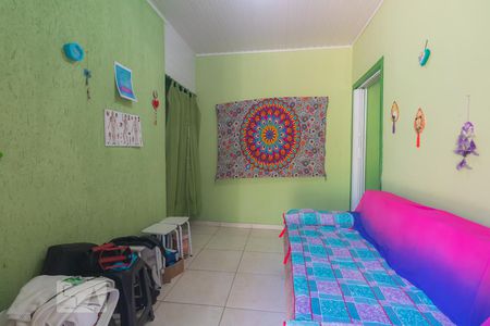 Casa à venda com 120m², 3 quartos e 3 vagasQuarto 2 - Edícula