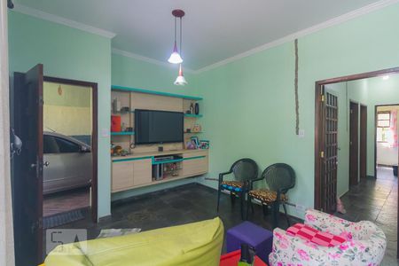 Sala de casa à venda com 3 quartos, 120m² em Campo Grande, São Paulo