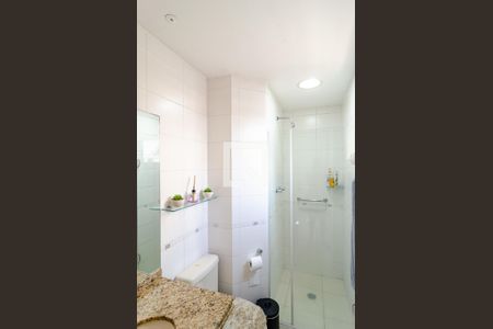 Apartamento à venda com 63m², 2 quartos e 1 vaga Apartamento à venda com 63m², 2 quartos e 1 vagaBanheiro da Suíte