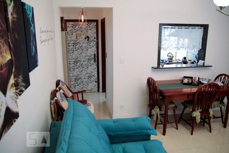 Sala de apartamento à venda com 2 quartos, 68m² em Cipava, Osasco