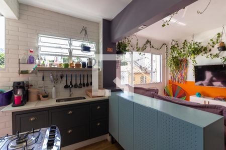 Apartamento à venda com 85m², 2 quartos e sem vagaCozinha e Área de Serviço