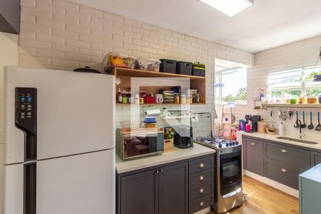 Apartamento à venda com 85m², 2 quartos e sem vagaCozinha e Área de Serviço