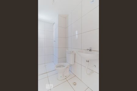 Banheiro de apartamento para alugar com 2 quartos, 66m² em Vila Cunha Bueno, São Paulo