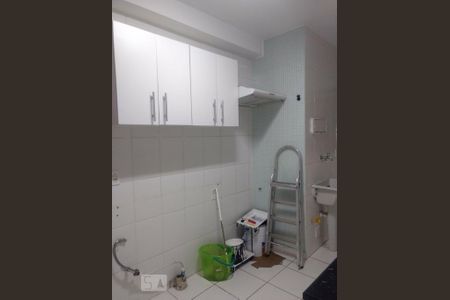 Apartamento à venda com 48m², 2 quartos e 1 vagaCozinha - Armários