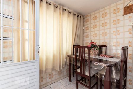 Casa à venda com 70m², 2 quartos e 3 vagasCopa casa 2