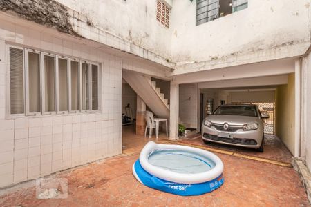 Casa à venda com 70m², 2 quartos e 3 vagasQuintal 