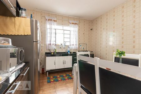 Casa à venda com 70m², 2 quartos e 3 vagasCozinha casa 1