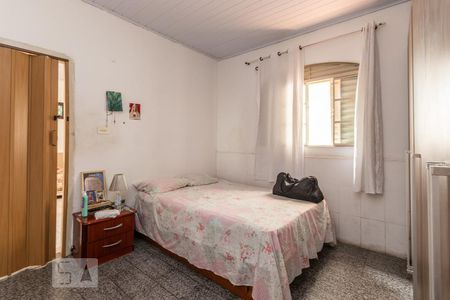 Casa à venda com 70m², 2 quartos e 3 vagasQuarto 1 casa 2