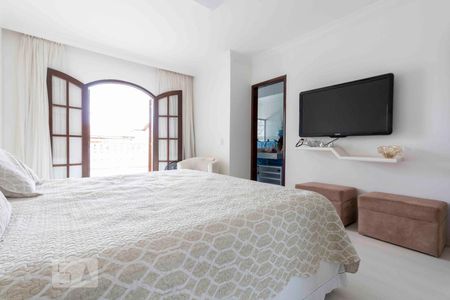 Casa à venda com 210m², 2 quartos e 2 vagasQuarto 2 - Suite