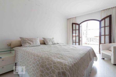 Casa à venda com 210m², 2 quartos e 2 vagasQuarto 2 - Suite