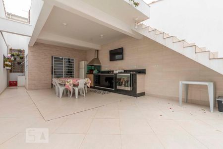Casa à venda com 210m², 2 quartos e 2 vagasChurrasqueira 