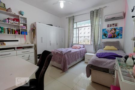 Quarto 1 de casa à venda com 4 quartos, 350m² em Pechincha, Rio de Janeiro