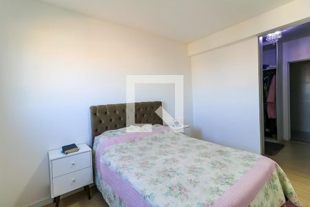 Suíte Master de apartamento à venda com 3 quartos, 130m² em Parque Assunção, Taboão da Serra