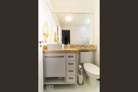 Apartamento para alugar com 70m², 2 quartos e 1 vagaBanheiro da Suíte