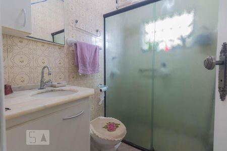 Casa à venda com 140m², 5 quartos e 3 vagas Casa à venda com 140m², 5 quartos e 3 vagasBanheiro - Quarto 3