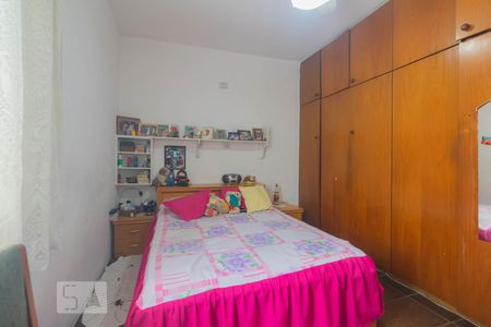 Casa à venda com 140m², 5 quartos e 3 vagas Casa à venda com 140m², 5 quartos e 3 vagasQuarto 3