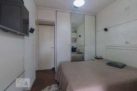 Casa à venda com 140m², 5 quartos e 3 vagas Casa à venda com 140m², 5 quartos e 3 vagasQuarto 2