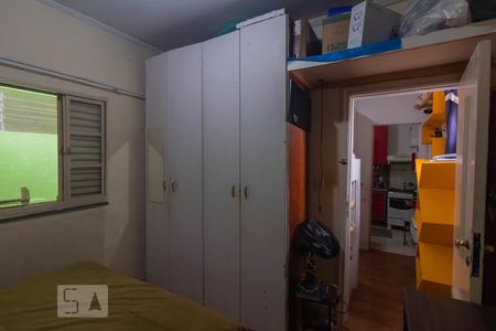 Casa à venda com 140m², 5 quartos e 3 vagas Casa à venda com 140m², 5 quartos e 3 vagasEdícula - Quarto 2