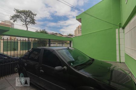 Casa à venda com 140m², 5 quartos e 3 vagas Casa à venda com 140m², 5 quartos e 3 vagasGaragem