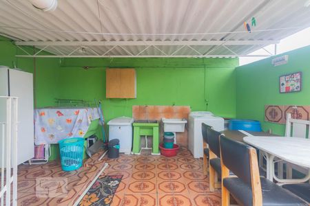 Casa à venda com 140m², 5 quartos e 3 vagas Casa à venda com 140m², 5 quartos e 3 vagasÁrea de Serviço