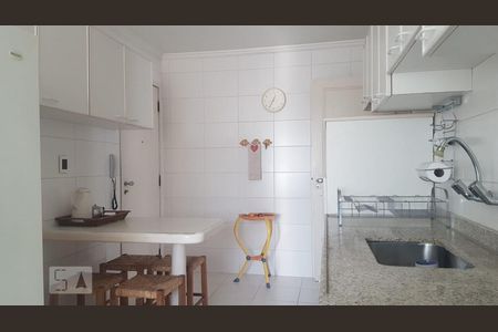 Apartamento à venda com 130m², 3 quartos e sem vagaCozinha