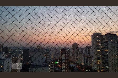 Apartamento à venda com 130m², 3 quartos e sem vagaVista 