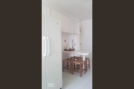 Apartamento à venda com 130m², 3 quartos e sem vagaCozinha