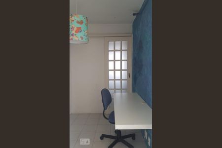 Apartamento à venda com 130m², 3 quartos e sem vagaQuarto