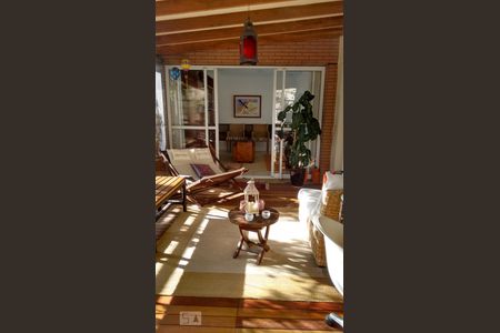 Apartamento à venda com 397m², 4 quartos e 6 vagasCobertura