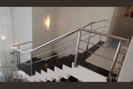 Apartamento à venda com 397m², 4 quartos e 6 vagasEscada para cobertura