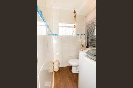 Casa à venda com 192m², 2 quartos e 1 vagaLavabo