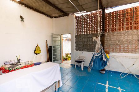 Casa à venda com 192m², 2 quartos e 1 vagaÁrea de Serviço